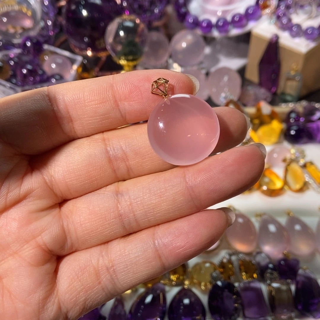 颈饰18K金镶嵌水晶