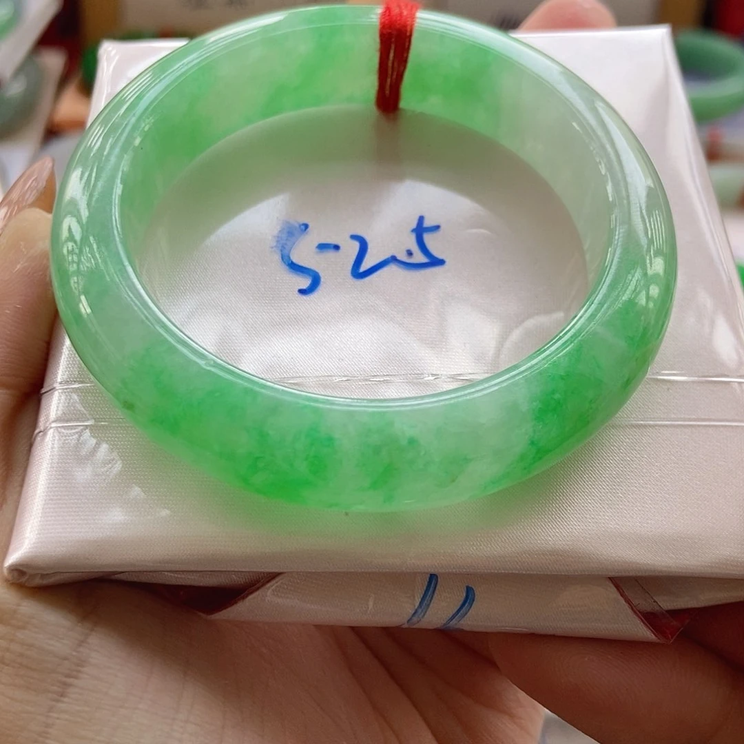 未镶嵌手镯翡翠仙***姐分单