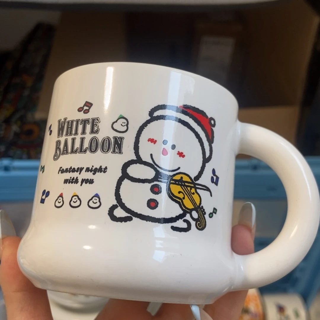 摆件一****?陶瓷哈哈哈哈哈