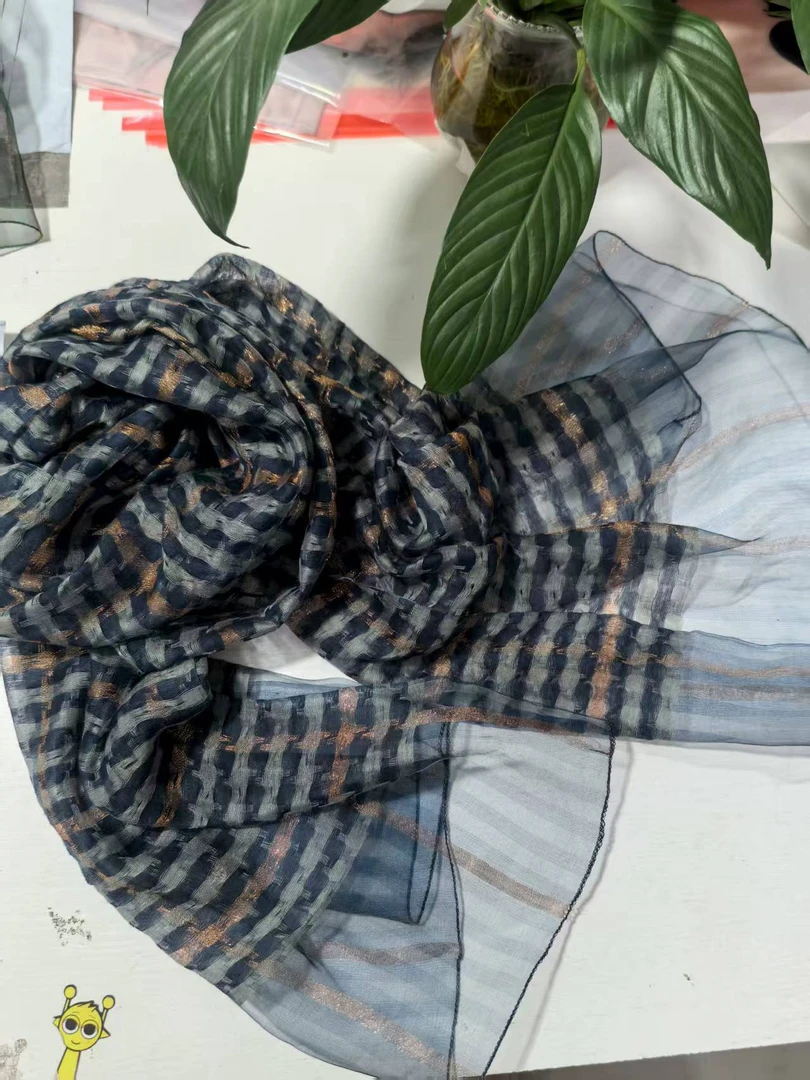 C297 蓝色千鸟格 桑蚕丝羊毛围巾丝巾披肩通用75*180