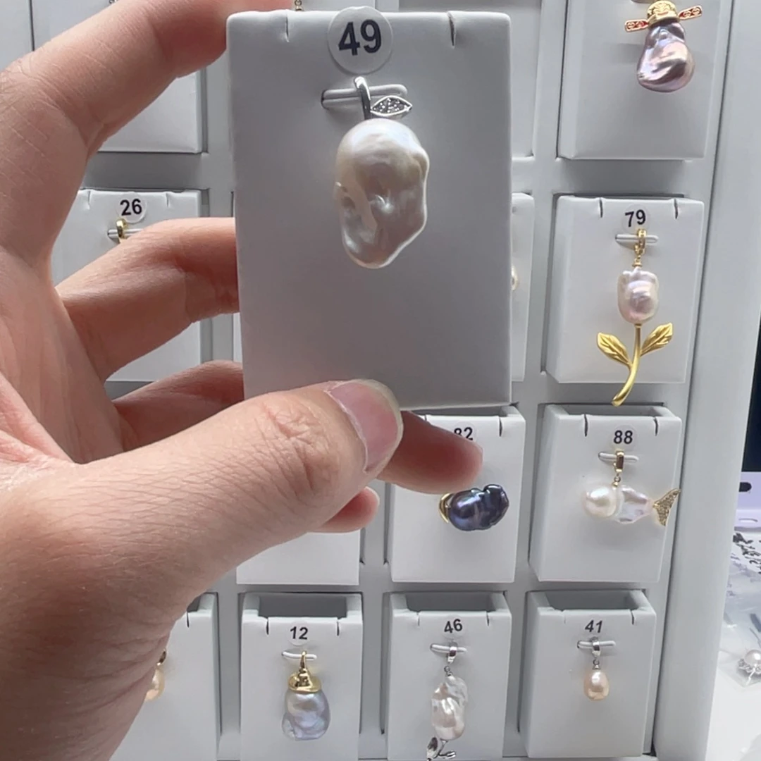 合金淡水珍珠颈饰