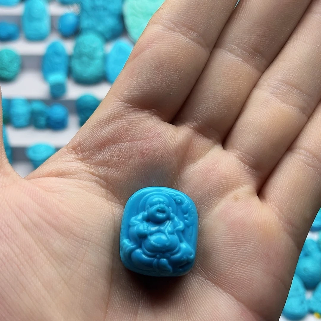 绿松石未镶嵌天然原矿雕刻绿松石