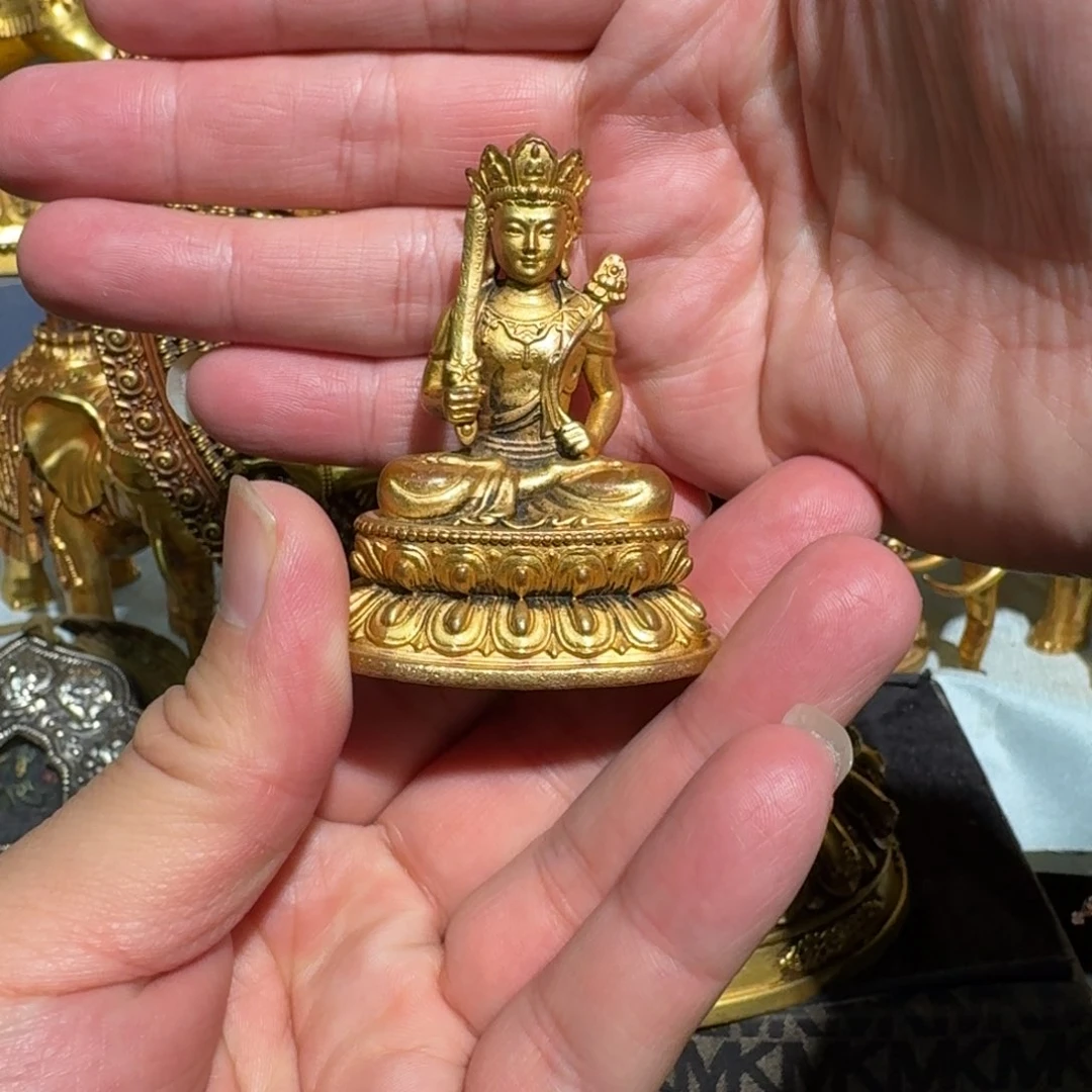 京门圜铜鎏金的虚空藏