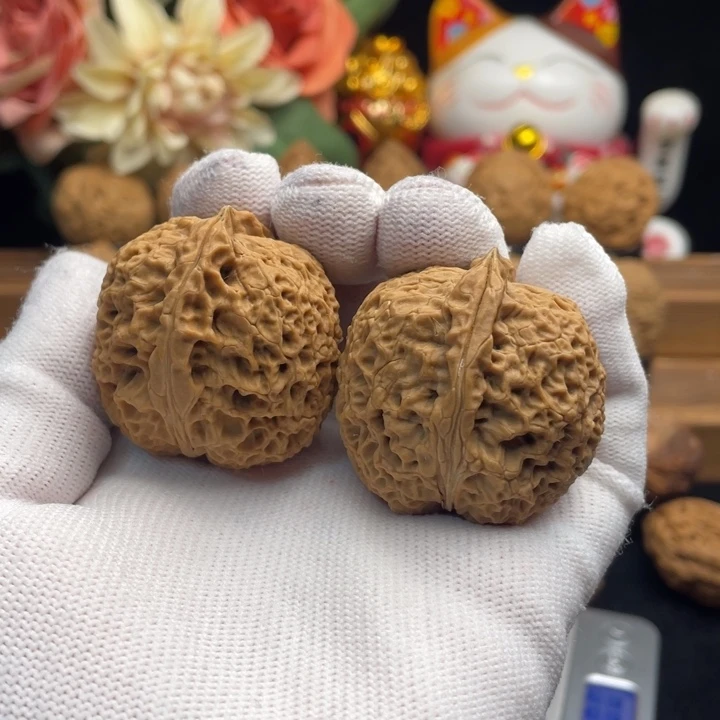 文玩核桃把件云南铁核桃3