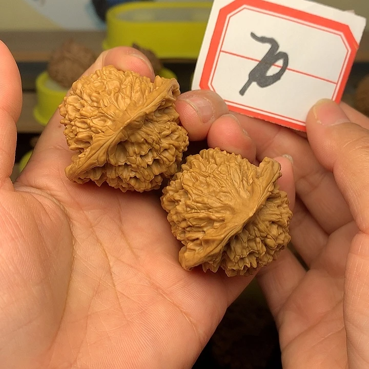 把件文玩核桃麒麟纹官帽