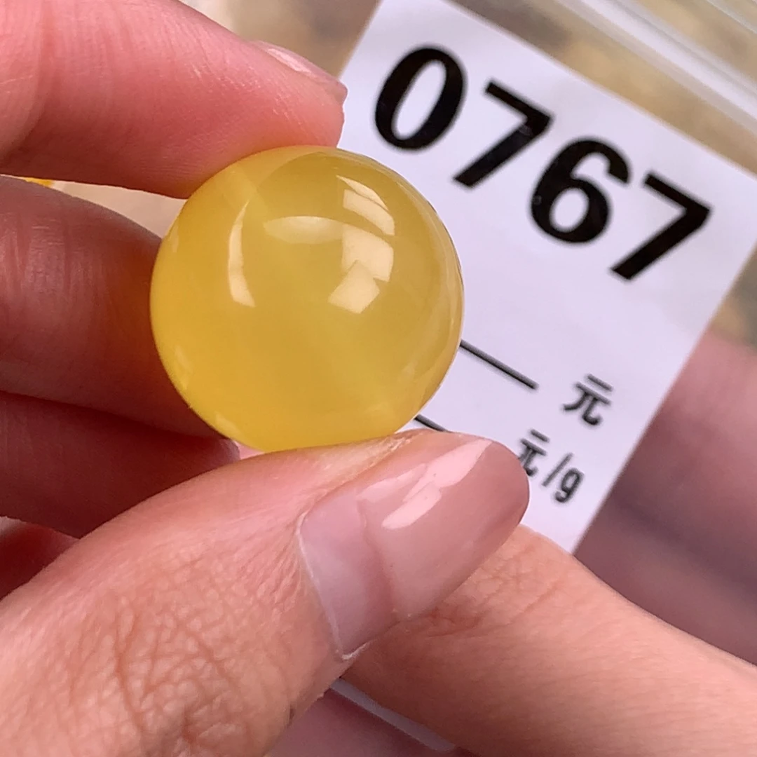 蜜蜡未镶嵌珠宝奇石20.7全品