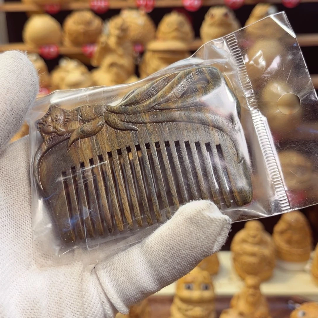 香榧木*️****竹根雕木梳手把件