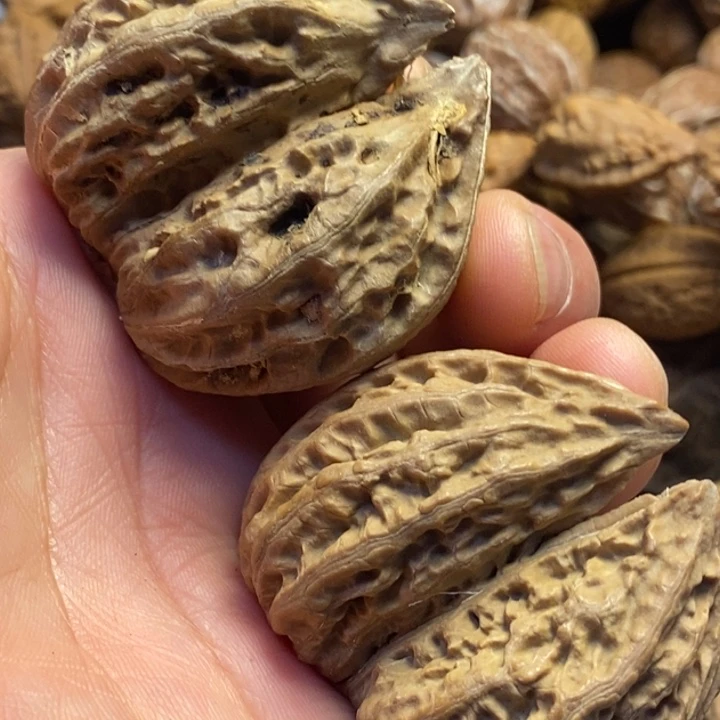 吊坠桃核尖有点遐思4