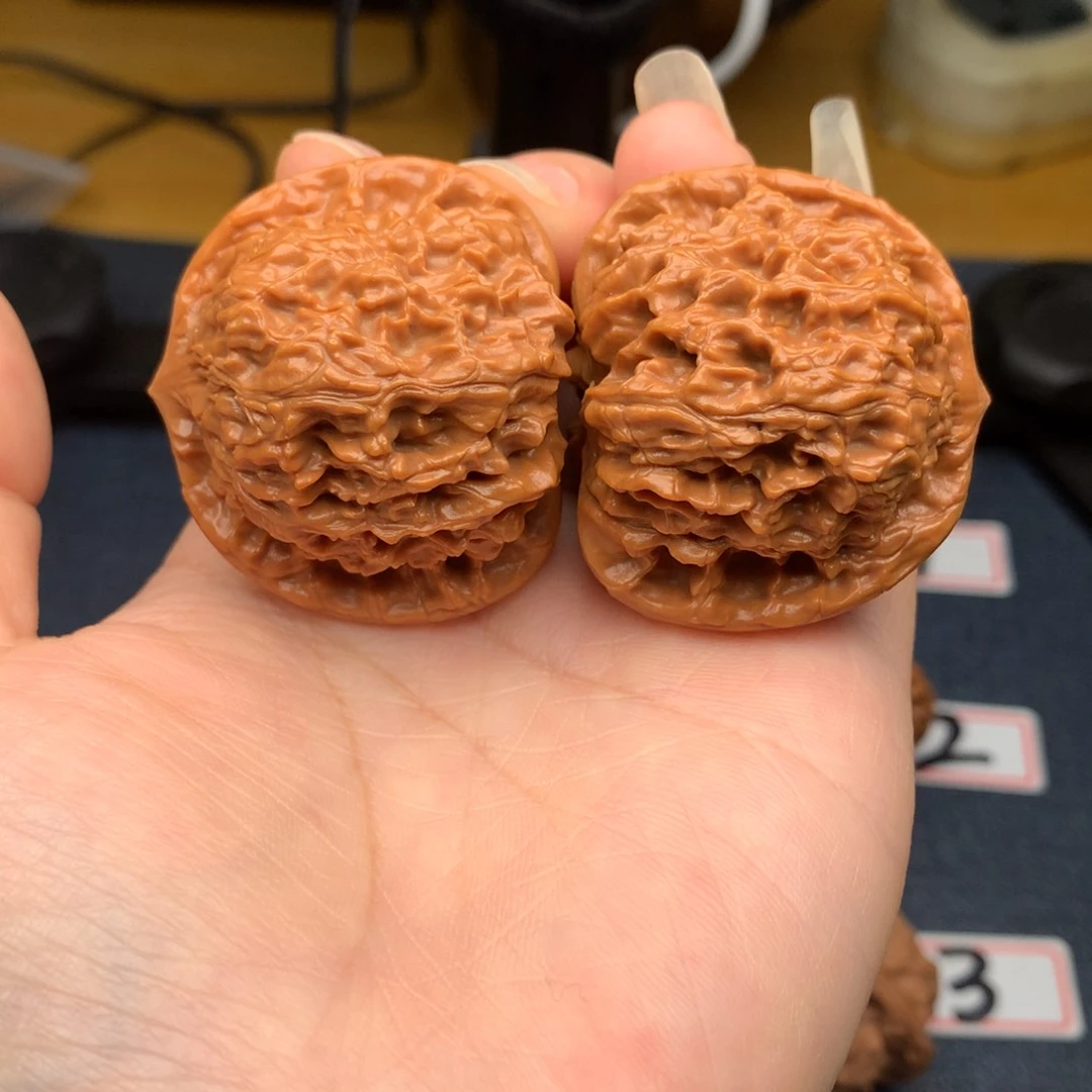 桃核吊坠42红师子头