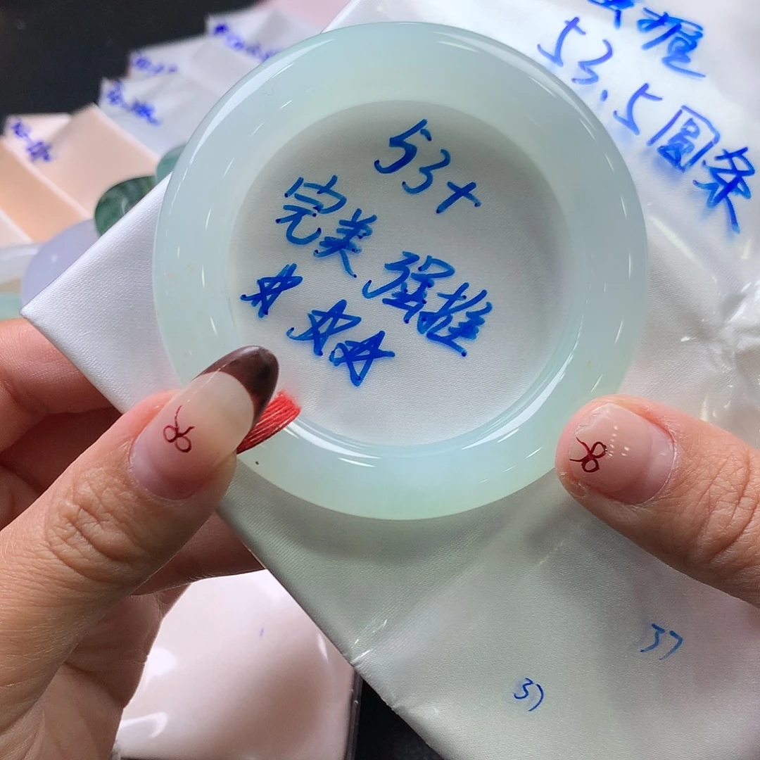 翡翠未镶嵌手镯（圆镯）34号 强推强推强推 0毛孔无结构