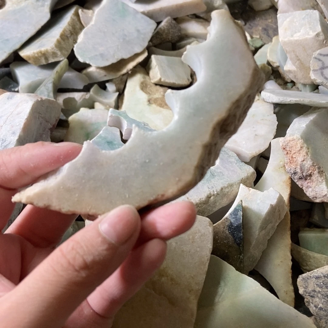 翡翠未镶嵌颈饰天然翡翠