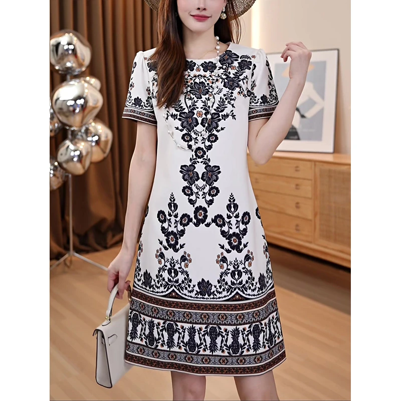 夏季波西米亚风收腰A字时尚气质显瘦减龄圆领短袖连衣裙DT