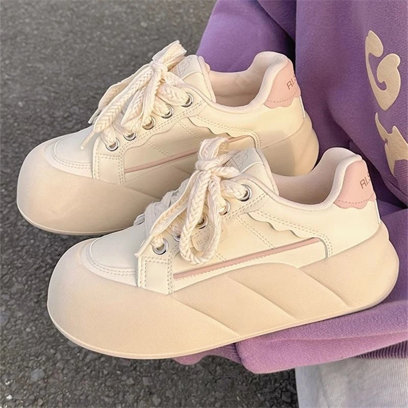 断码休闲板鞋百搭丑萌学生运动鞋C-13