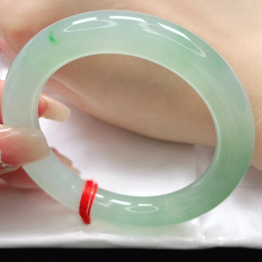 翡翠手镯未镶嵌缅甸天然A货翡翠