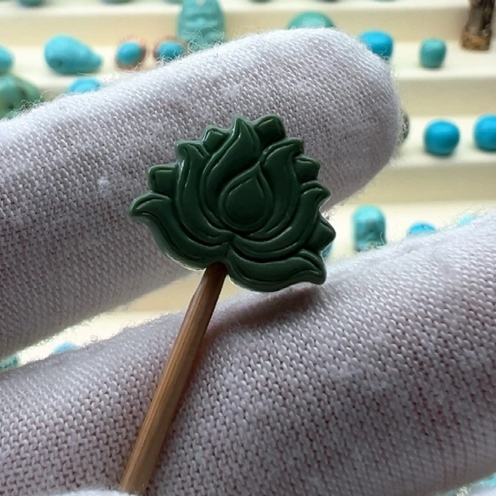 绿松石未镶嵌珠宝奇石14.6