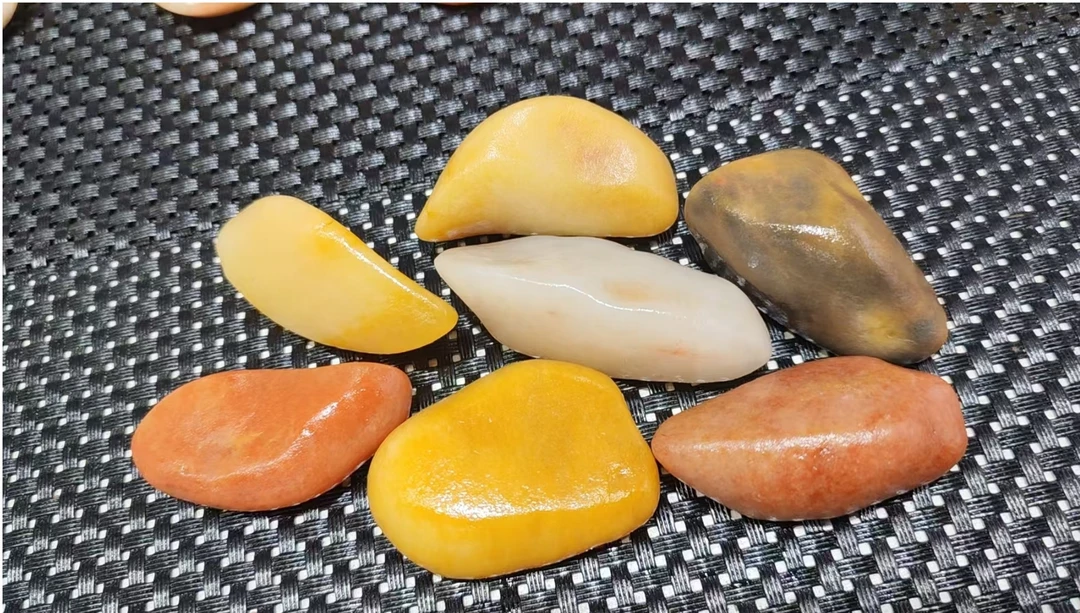 新疆戈壁石五彩石盆景石精品直播间选购