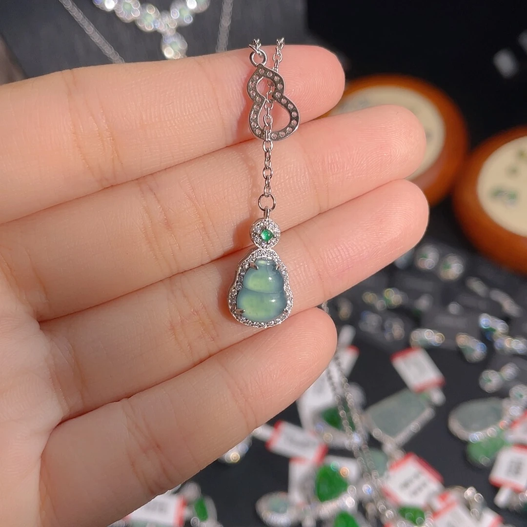 翡翠未镶嵌吊坠(不含链)吊坠