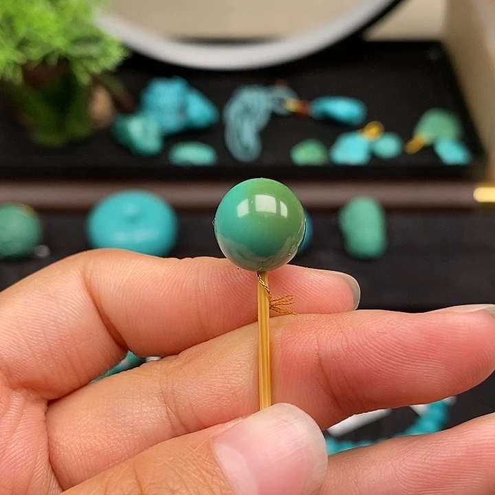 绿松石未镶嵌珠宝奇石11.9