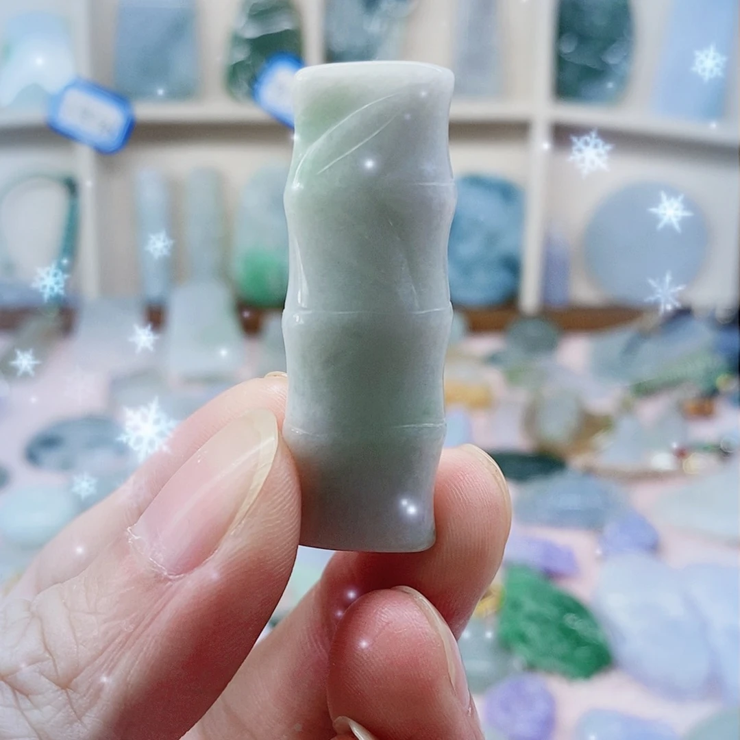 颈饰未镶嵌翡翠天然