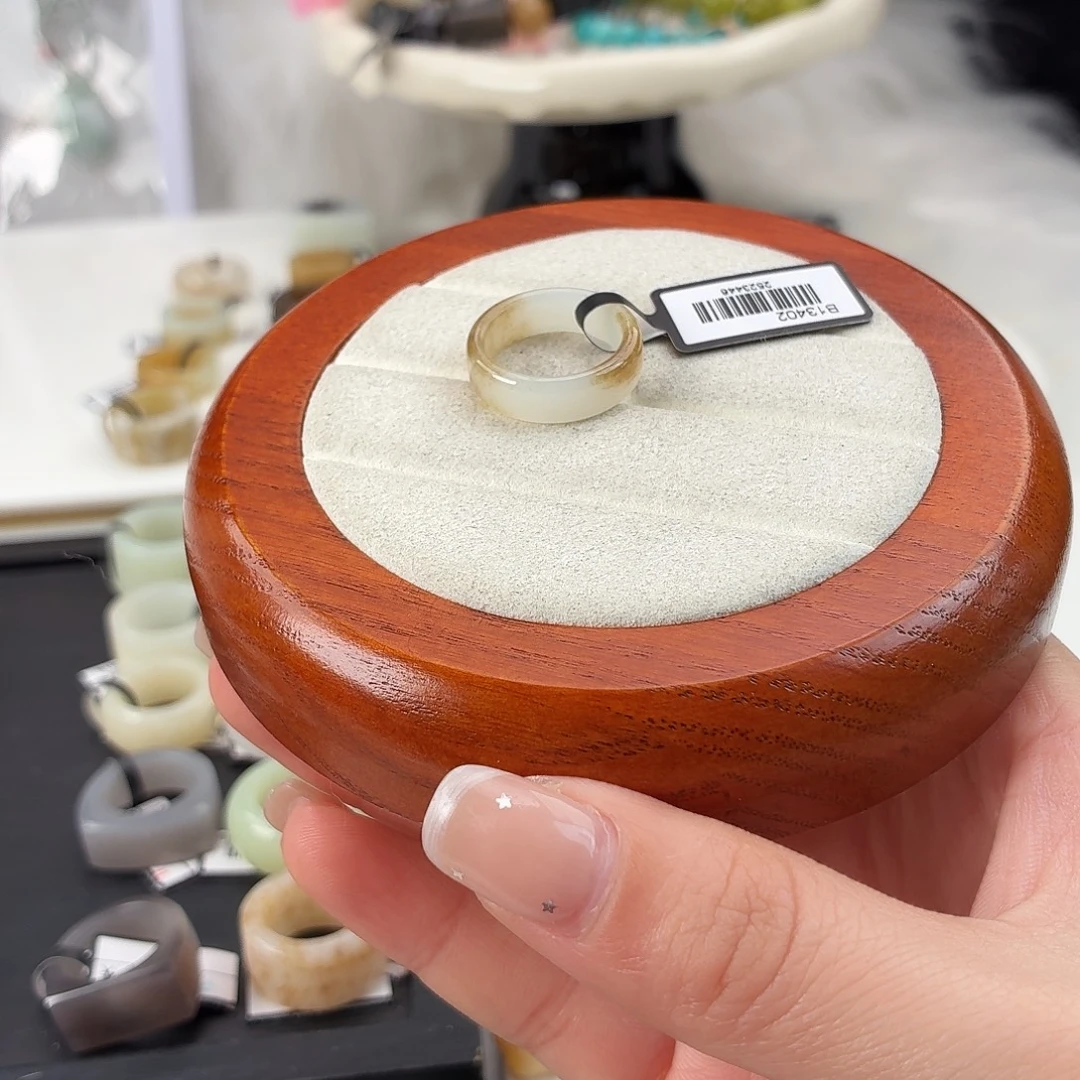 和田玉未镶嵌戒指Q47糖白圆切内径16.2