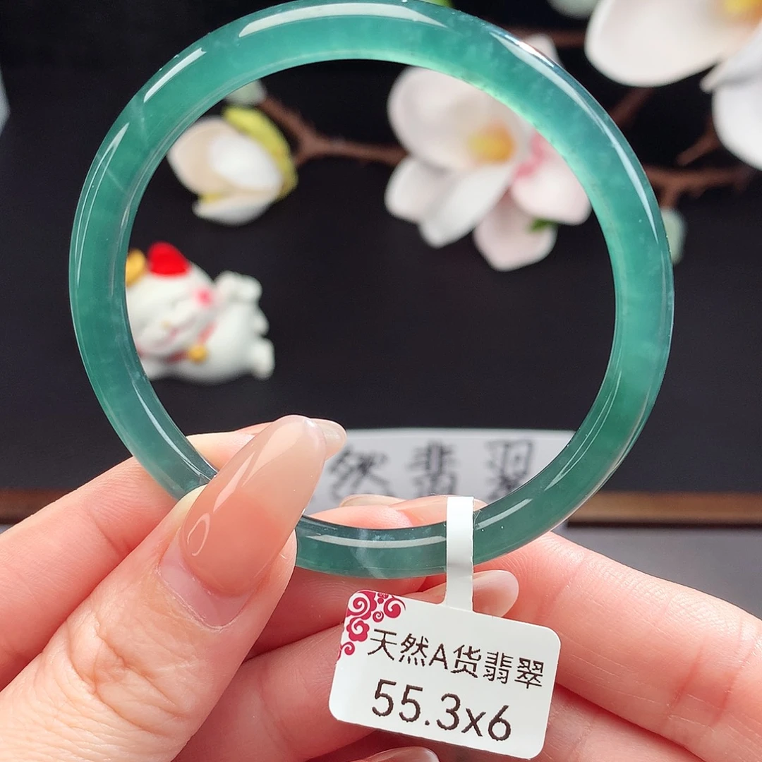 翡翠手镯（圆镯）未镶嵌