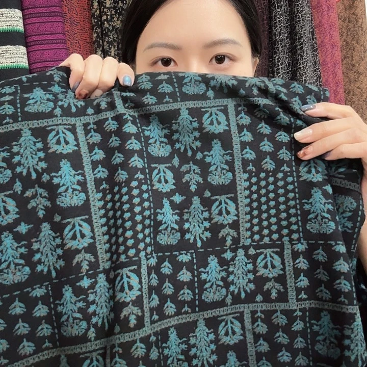 绿色花型两米。。。，