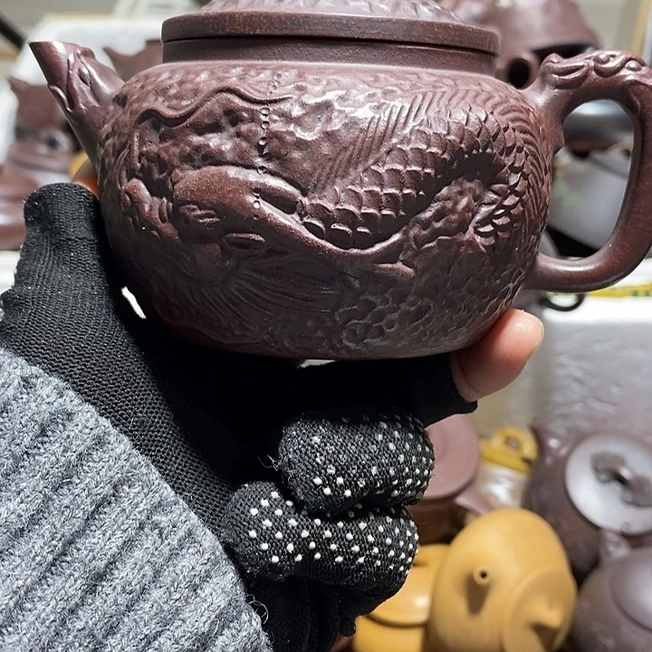 紫砂茶壶微瑕微笑