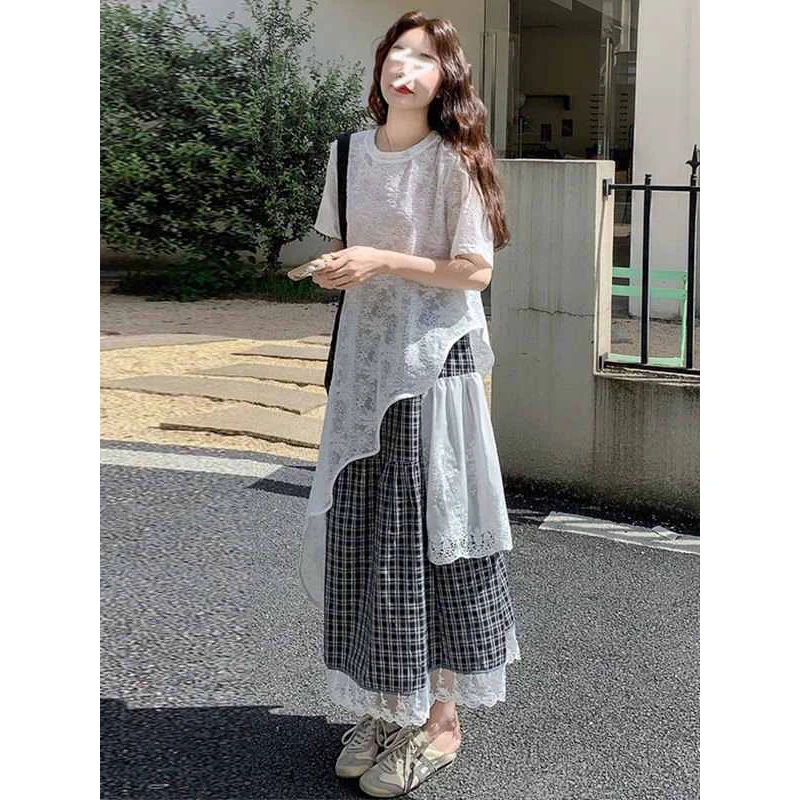 【店铺热销】大码韩系设计感中长款T恤套装女夏季胖mm蕾丝格子拼接