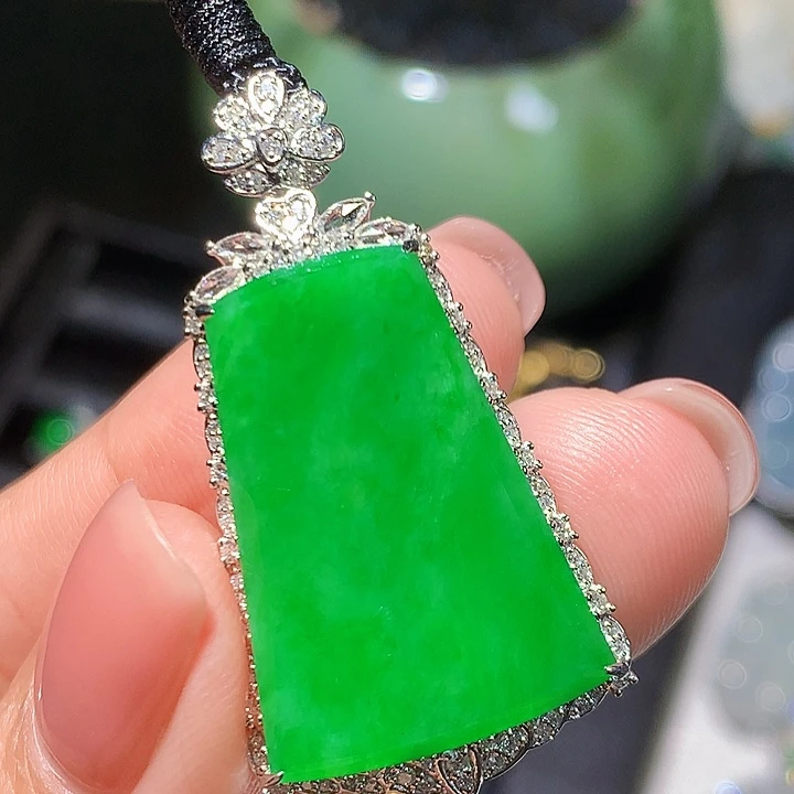 翡翠18K金镶嵌吊坠(不含链)