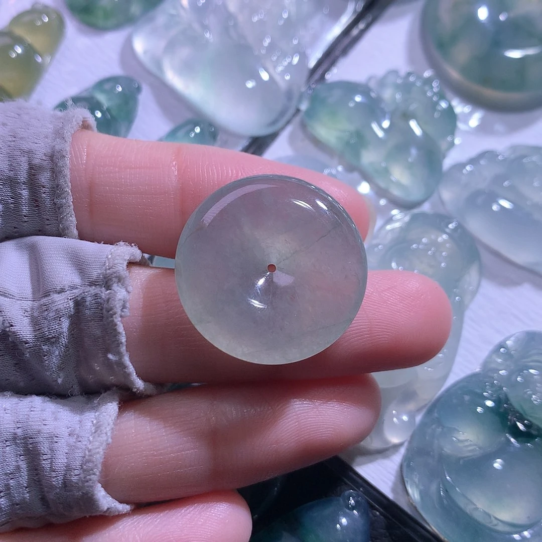 颈饰未镶嵌翡翠扣