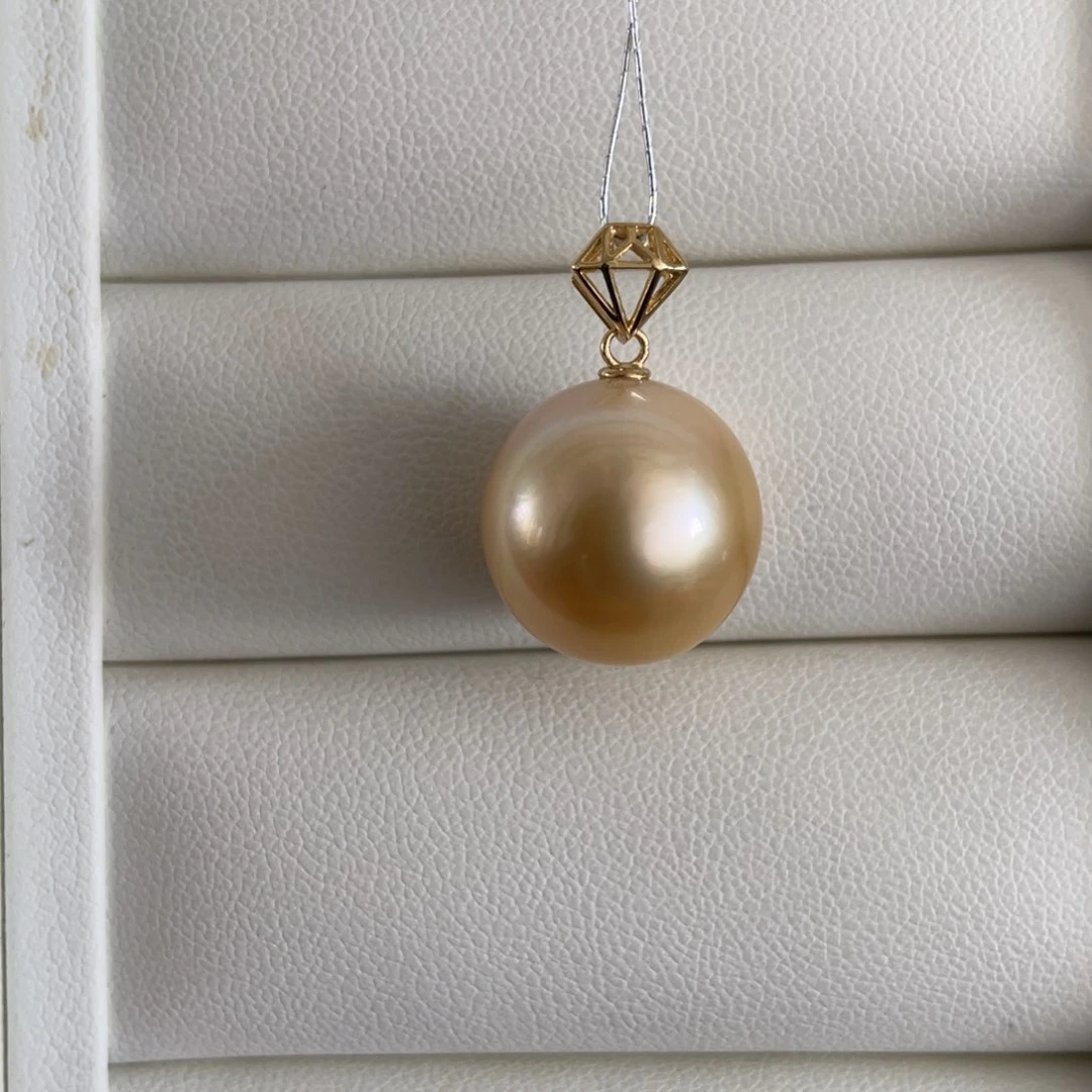 18K金镶嵌海水珍珠颈饰14.6mm