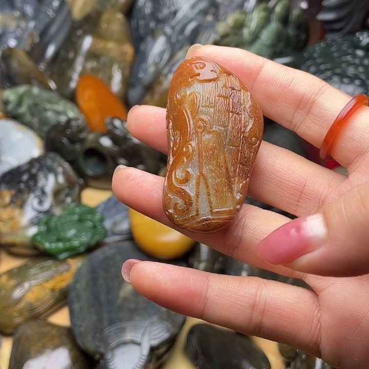 未镶嵌和田玉挂件