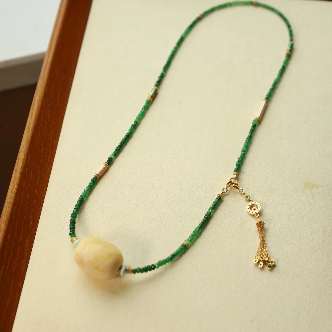 【心如珠宝精品店】蜜蜡白蜡沙弗莱枣珠项链XK02583