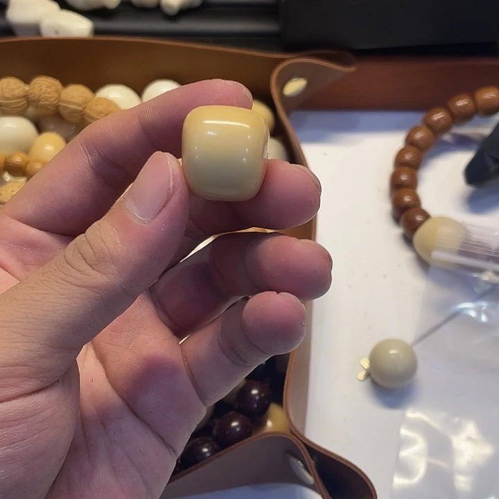菩提根/象牙果吊坠泪**眼