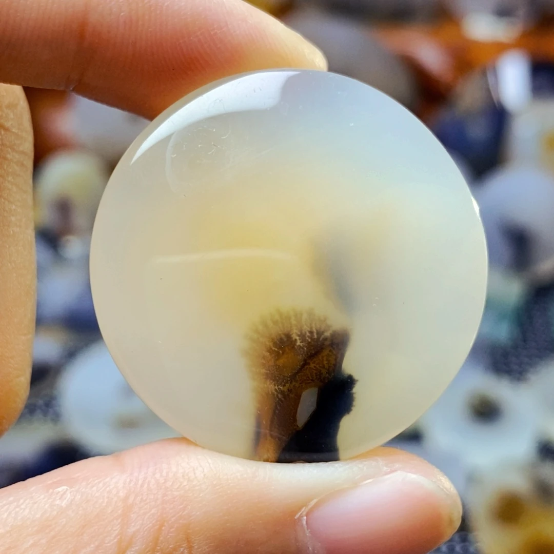 玛瑙/玉髓未镶嵌珠宝奇石