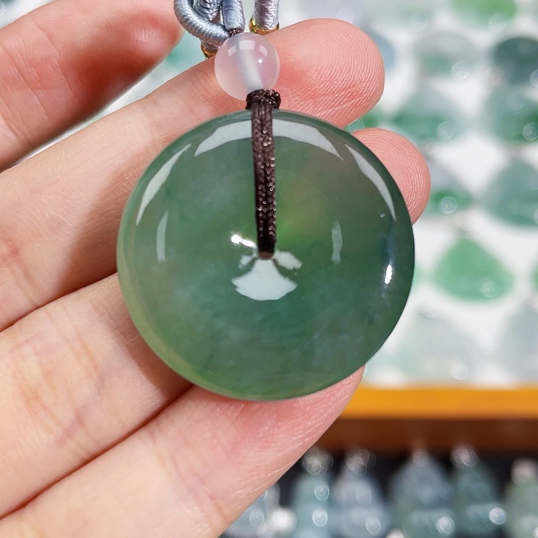 颈饰未镶嵌翡翠吊坠