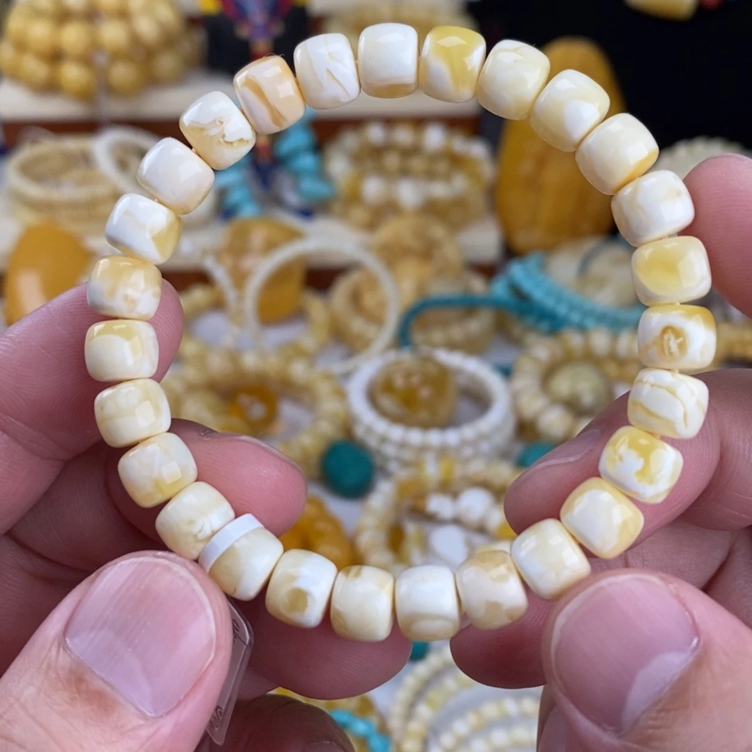 蜜蜡未镶嵌手链瓷白溶洞妖花8.5mm