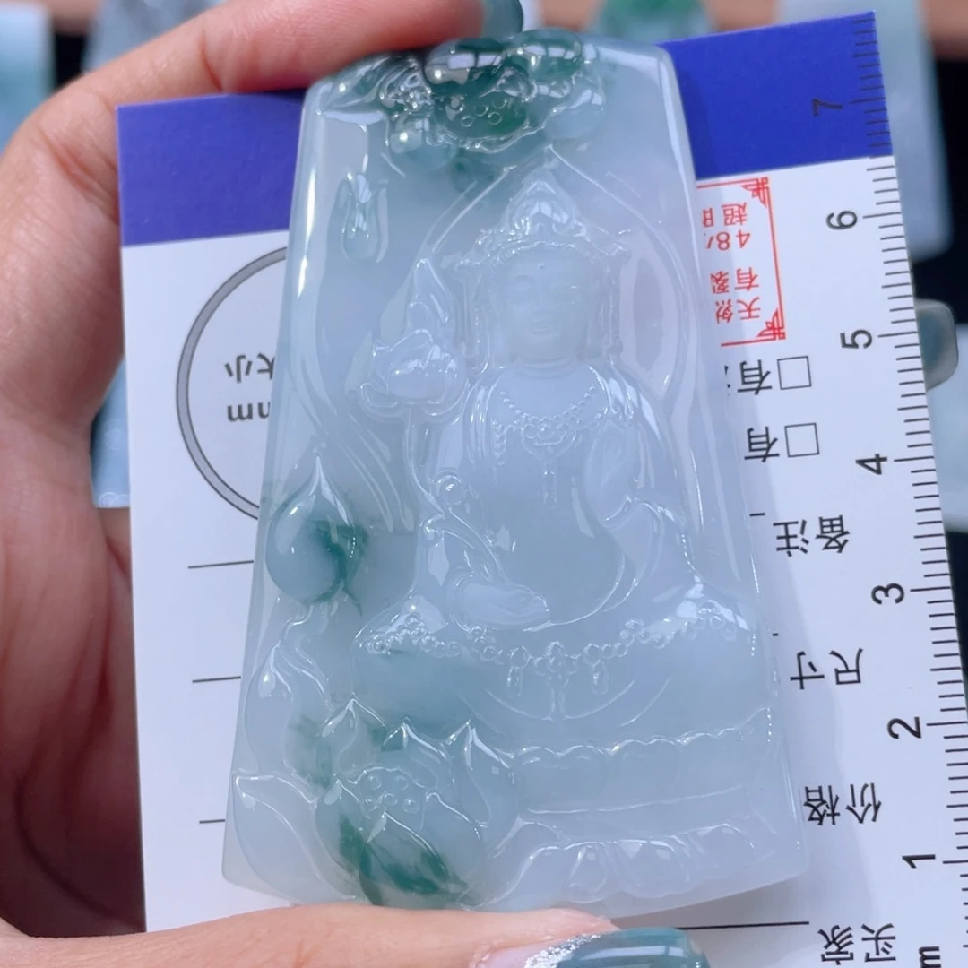 德***司颈饰未镶嵌翡翠观音