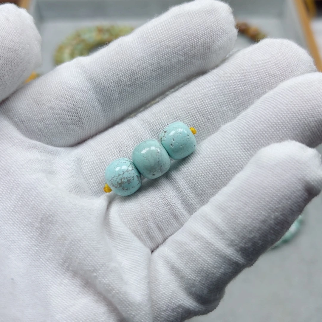 绿松石未镶嵌挂件