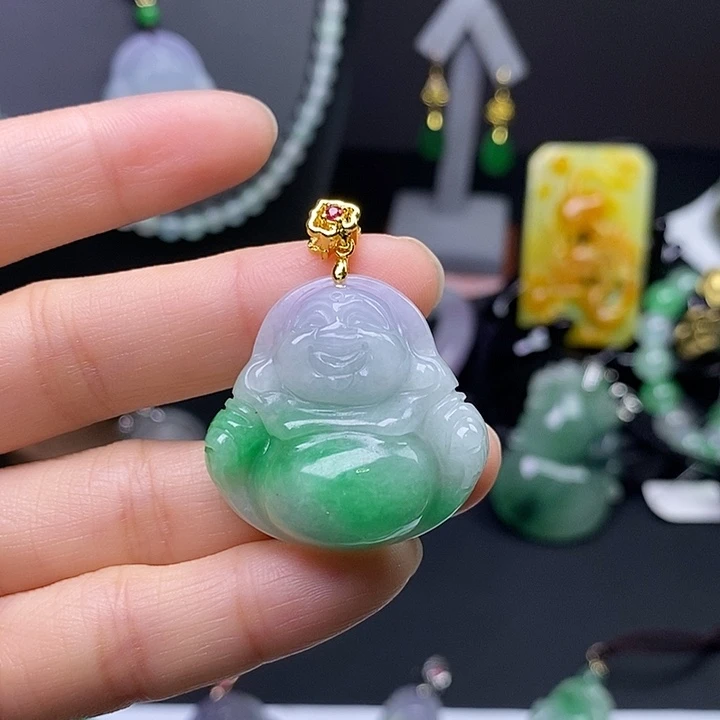 翡翠未镶嵌吊坠(赠链)