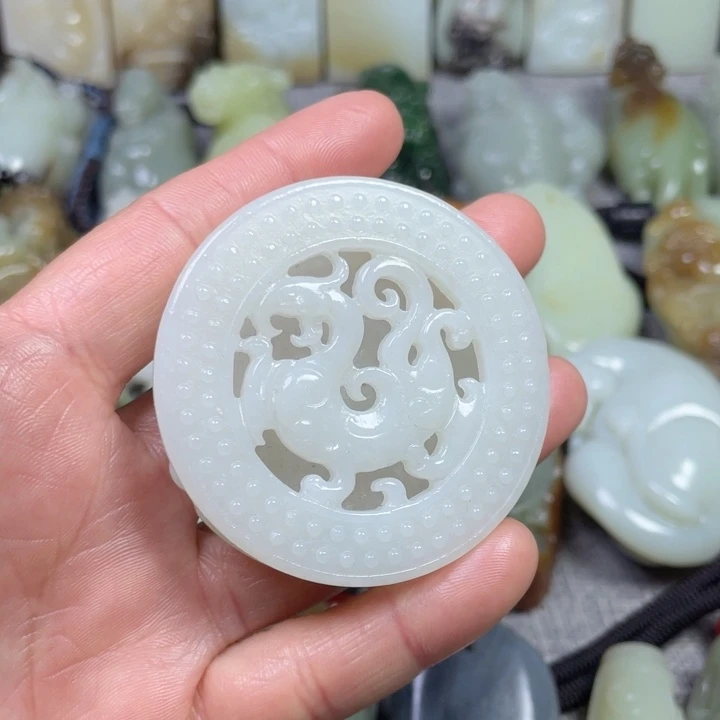 和田玉未镶嵌挂件