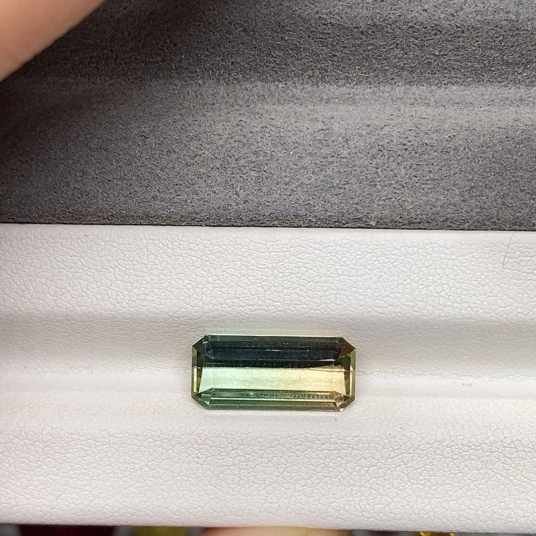 碧玺未镶嵌裸石6.095克拉天然西瓜碧玺