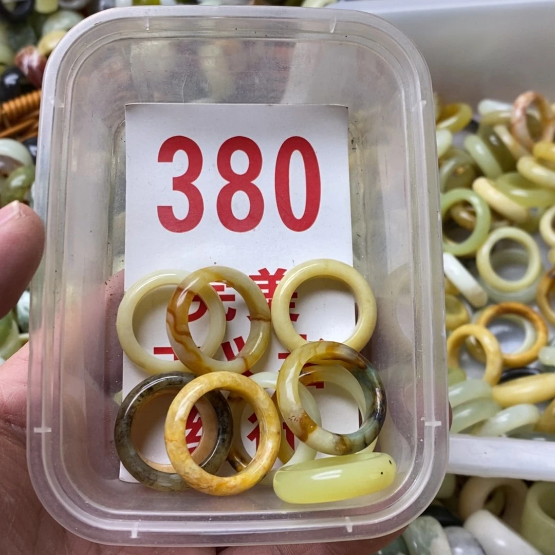 蛇纹石玉珠子未镶嵌