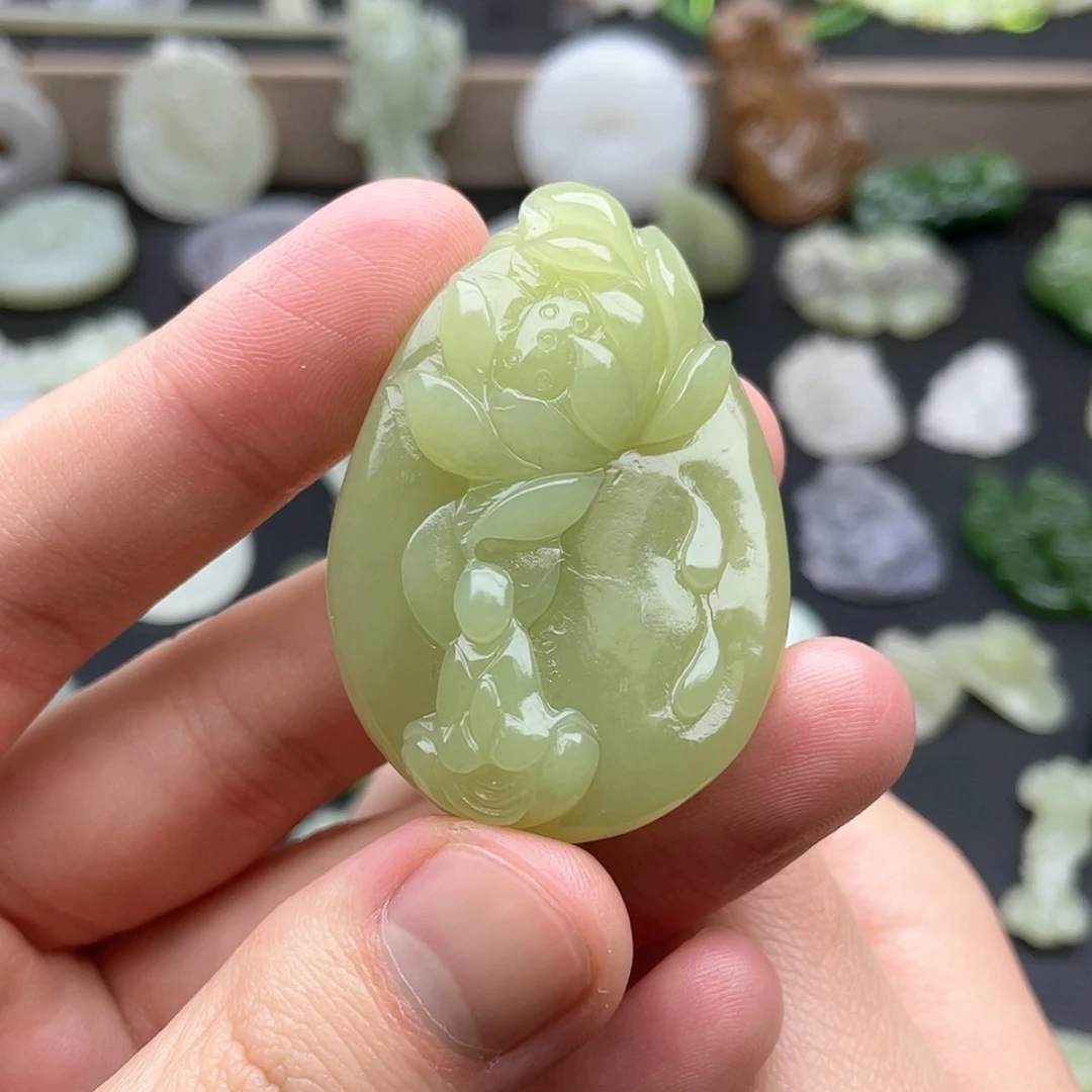 【闪购商品】颈饰未镶嵌和田玉