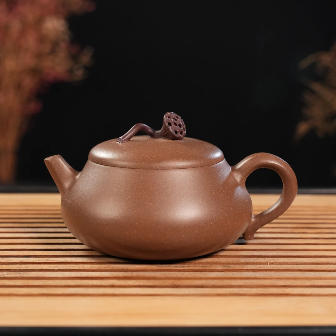 ZZJ-045   郑梓杰  宜兴手工紫砂   莲意