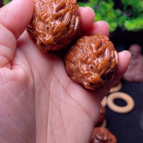 【闪购商品】手串/手链橄榄核35左右金币龙龟手球