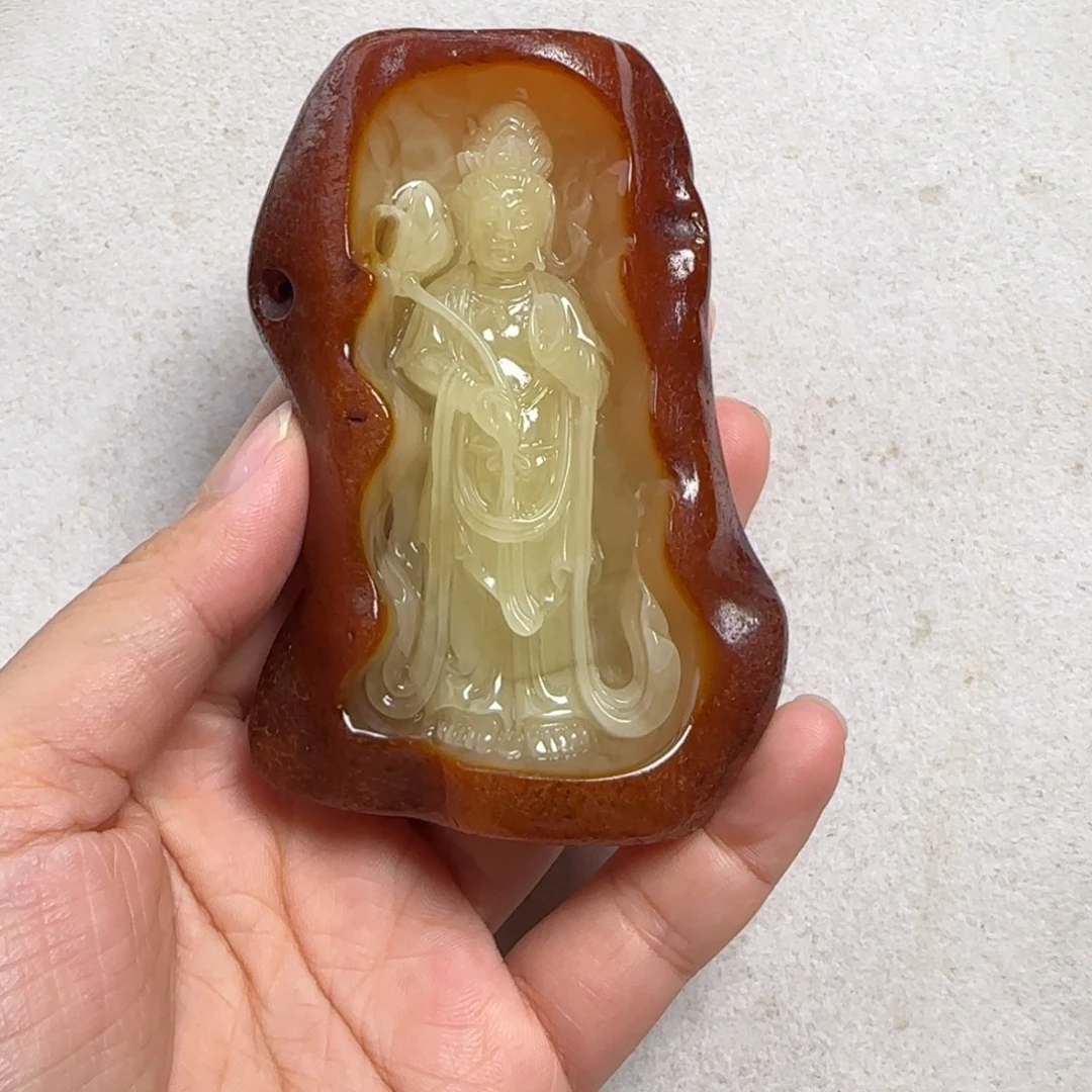 蜜蜡未镶嵌珠宝奇石