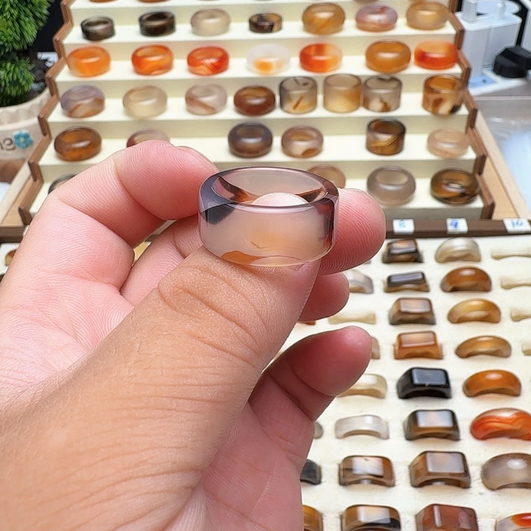 玛瑙/玉髓戒圈未镶嵌19圈彩墨微瑕不退不换介意勿拍