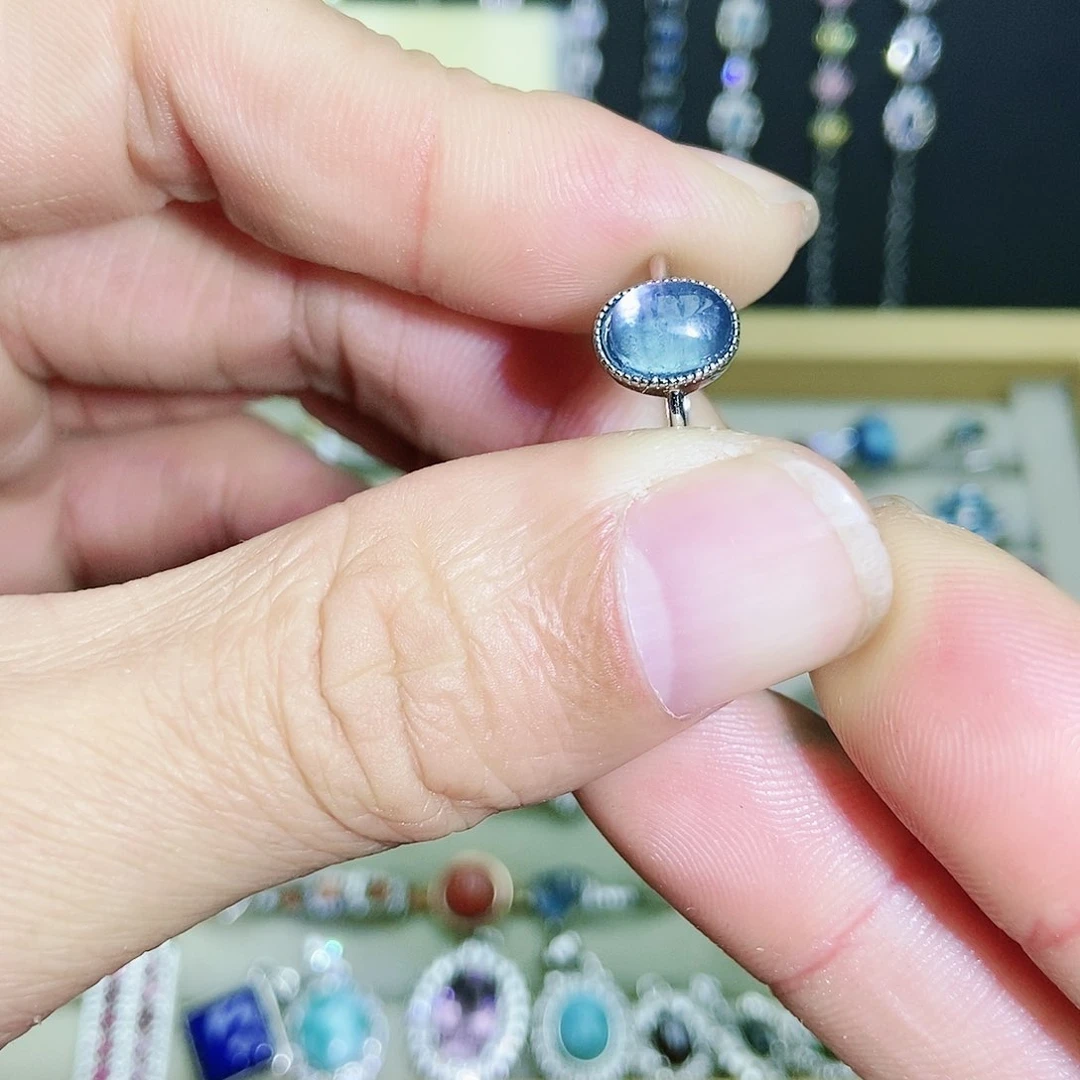 【闪购商品】未镶嵌戒圈海蓝宝石