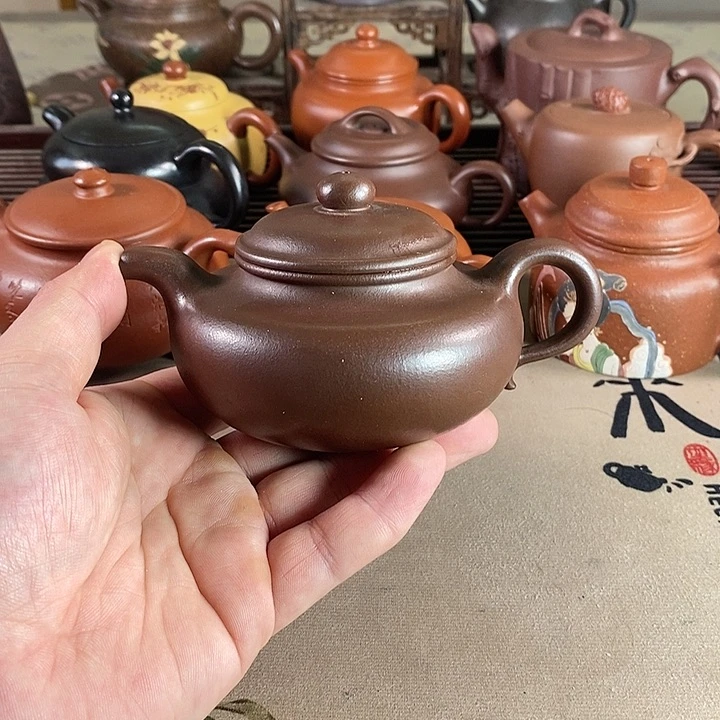 茶壶段泥紫砂的微瑕